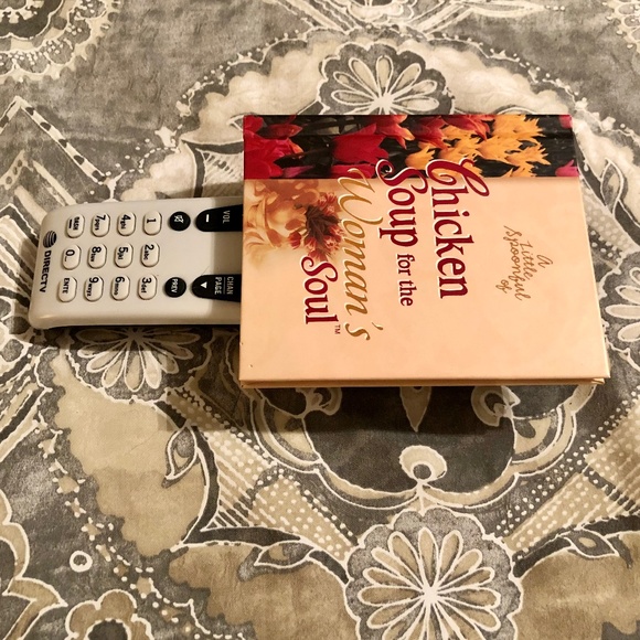 Chicken Soup For the Woman’s Soul Hardcover - Picture 2 of 3